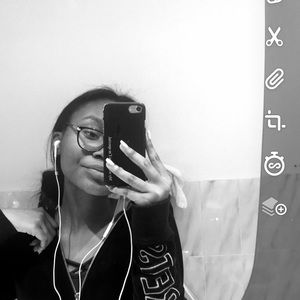 Meet your Posher, Alexus